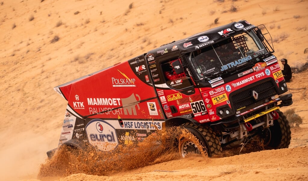 Martin van den Brink bleek ook in de zevende etappe van de Dakar Rally de regelmaat te koesteren. 