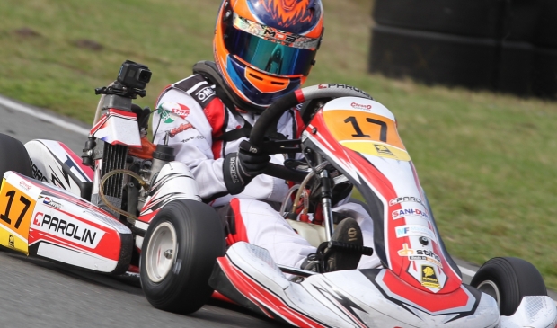 <p>Devyan excelleert net als Max in de kartwereld. </p>