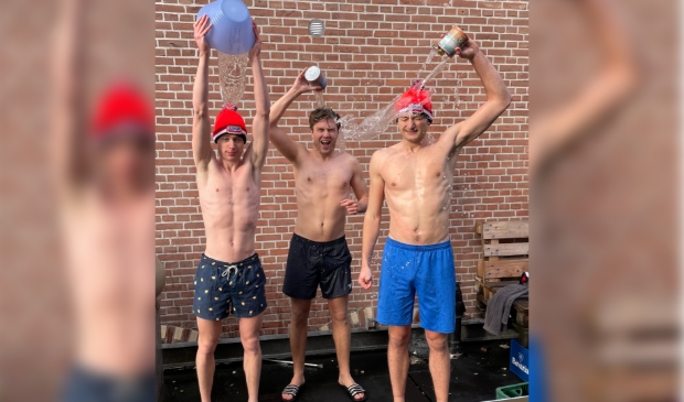 Drie thuis duik helden