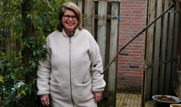 <p>Margreet Mantel geeft lezingen en gastlessen via het Kenniscentrum Dementie.</p>