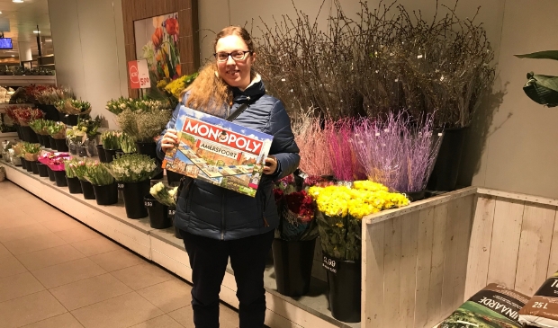 <p>Carlijn Stolvoort en Marianne Mesu wonnen het Amersfoorts Monopolyspel, nadat ze De Stad Amersfoort volgden op Facebook. </p>