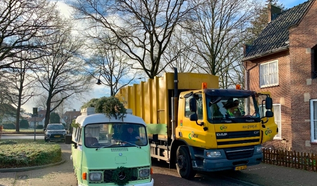 In stijl je kerstboom wegbrengen