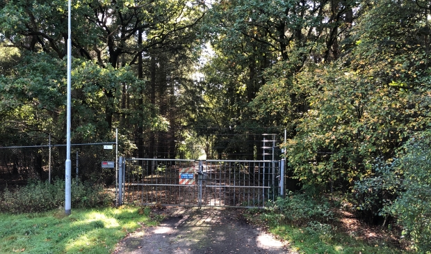 Het afgesloten terrein van Vitens moet de wijk Wittenhagen veiliger maken