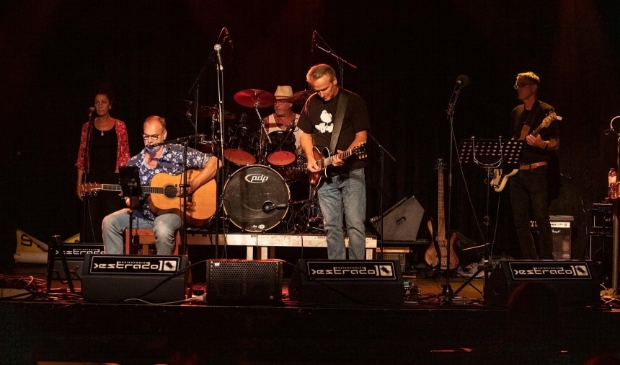 Old Vintage Club tijdens Local Heroes Estrado