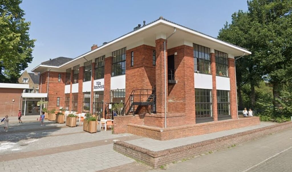 Het inloophuis is gevestigd in Villa Randwijck.