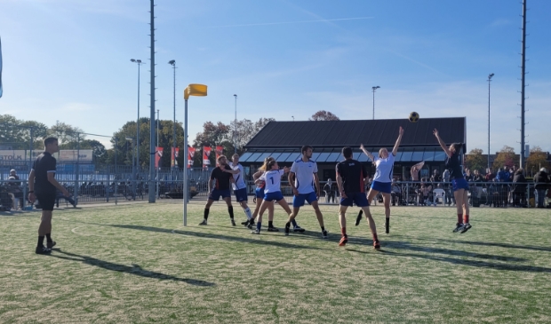 De punten bleven in Hendrik-Ido-Ambacht