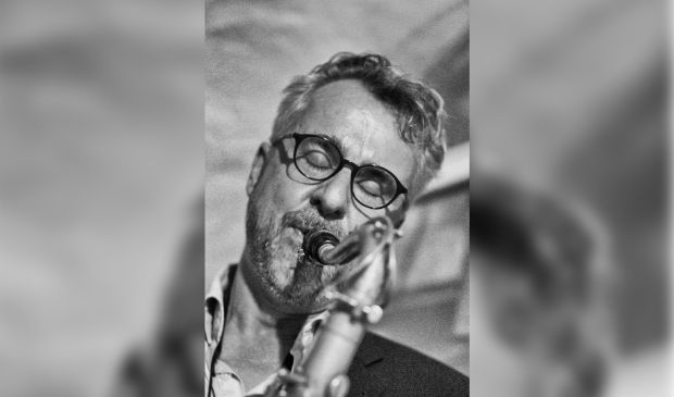 Peter Peuker • tenorsaxofoon