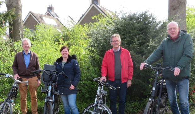 Vier van de zeven leden van de Wijkraad