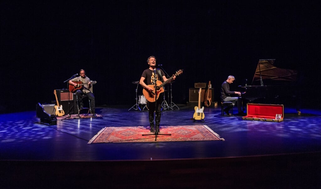 De songteksten van de Barneveldse Nobuts staan centraal bij het eerstvolgende Literair Café Barneveld.