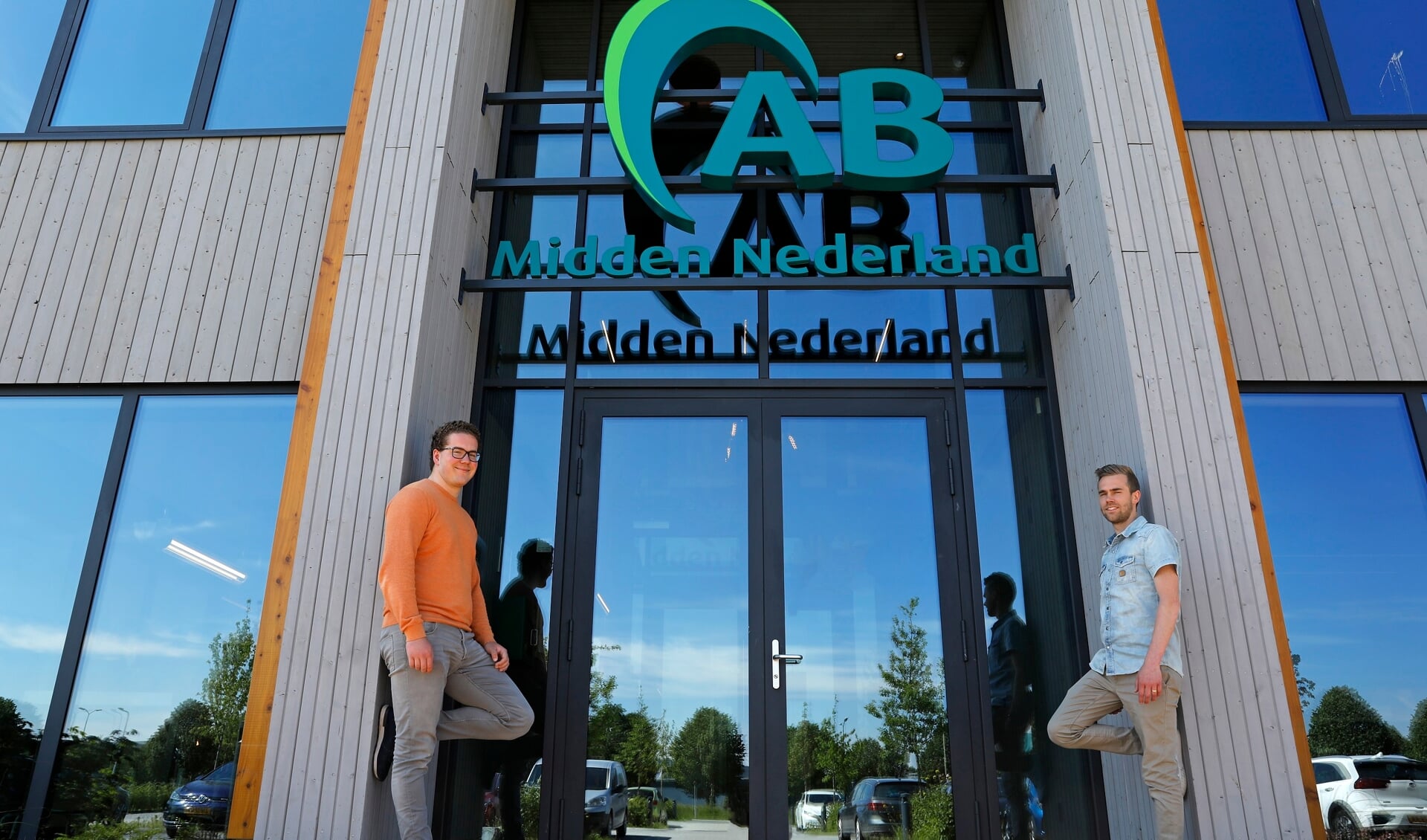 Rogier Schipaanboord (l) en Laurens van den Berg (r). Recruiters bij AB Midden Nederland