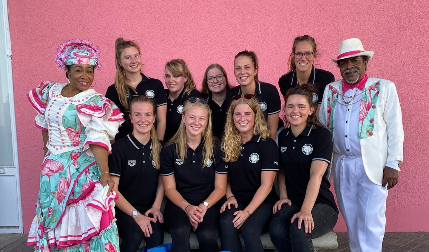Dames team van Linge/PCG op Bonaire