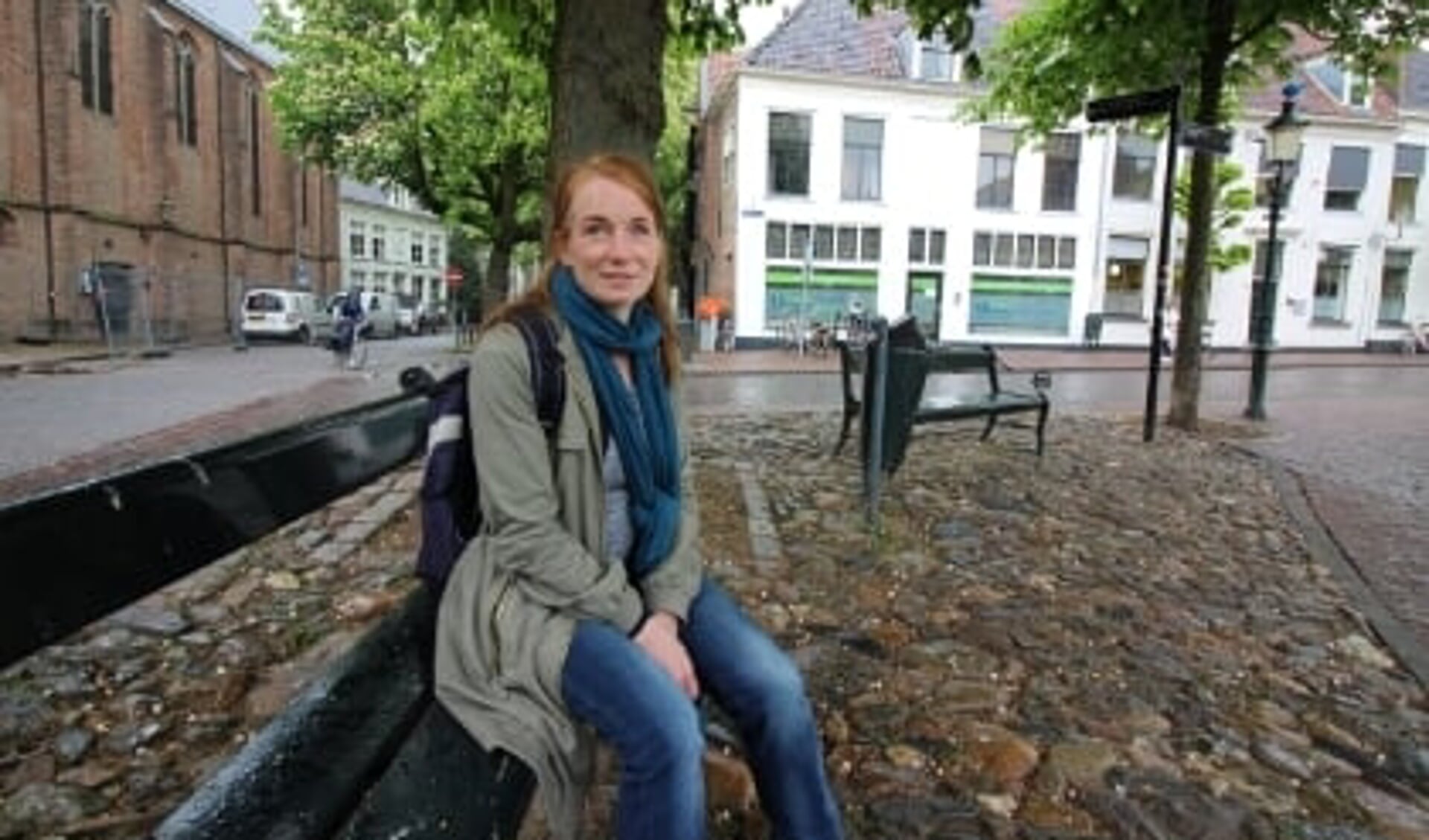  ,,De vraag ‘Hoe kan ik je helpen?’ is voor mij de belangrijkste om te stellen aan iemand die dak- of thuisloos is”, zegt Bernadette van Dijk, straatpastor in Amersfoort. 