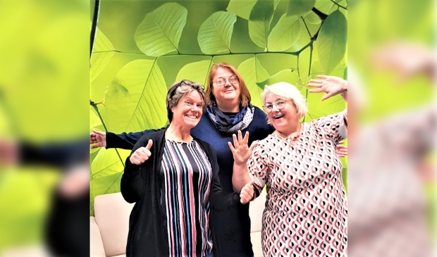Joyce Hardeman van Ondernemershart en Sandra Barth en Monique van de Kamp-Schut van Peer!