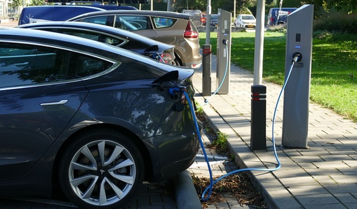 Het stimuleren van elektrisch rijden draagt bij aan verbetering van de luchtkwaliteit.
