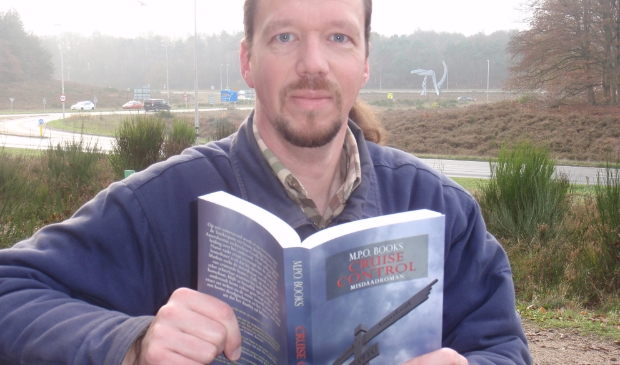 De schrijver van de twee boeken