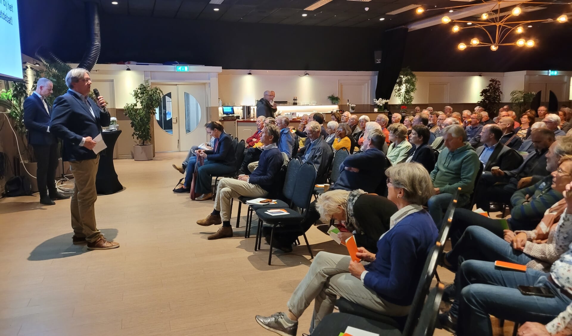 Het energiedebat van de Leusder Krant in De Korf afgelopen maandag.