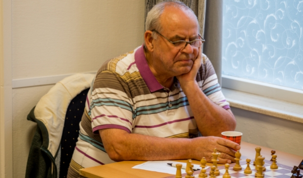 Schaakroutinier Leo Koppelaar