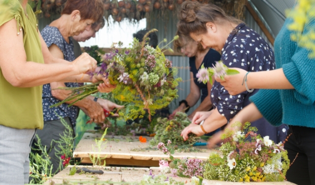 Workshop werken met natuurlijke materialen in de Wijkse Moestuin
