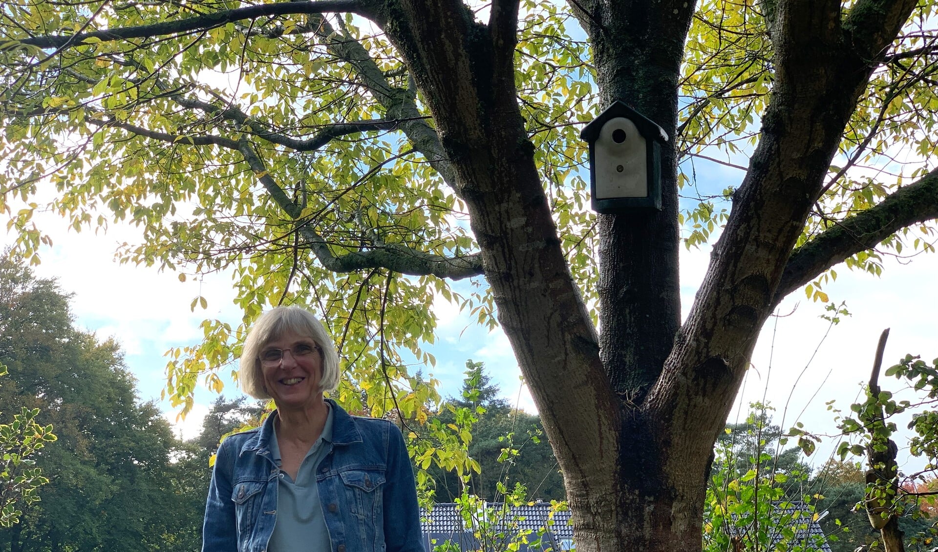 Vrijwilliger Ingrid Schilstra is tuinconsulent van Vogelbescherming Nederland