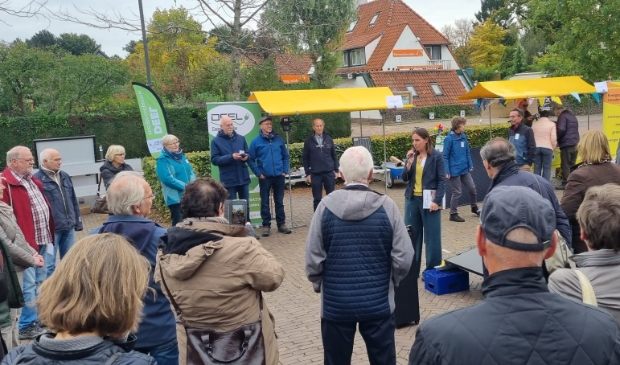 opening middag energiezuinig wonen door mevr Van der Vegte