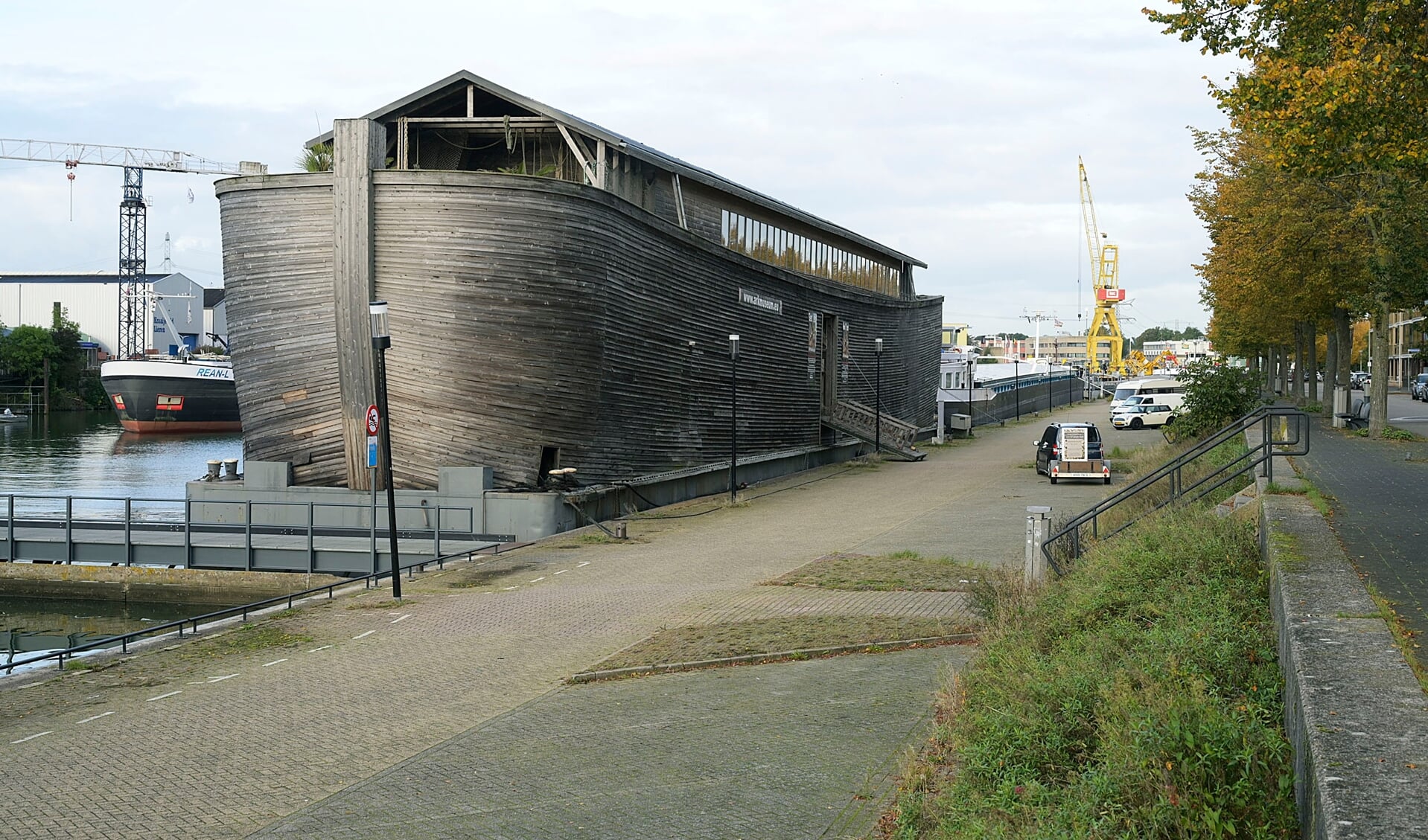 De 'Ark van Noach' is weer terug in Sliedrecht.
