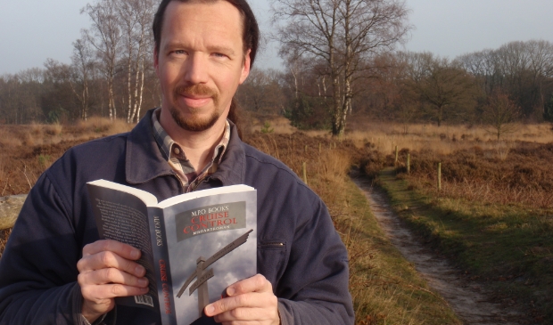 De schrijver van de twee boeken