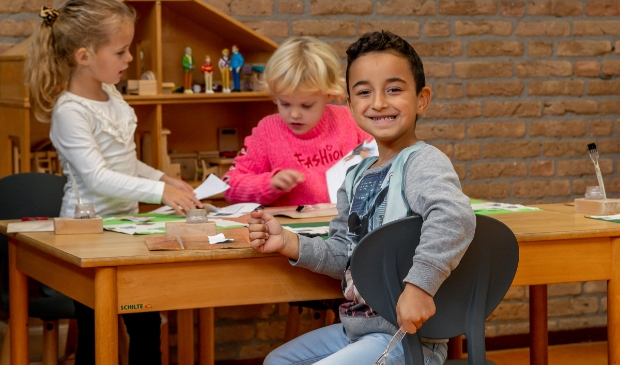 Leren van en met elkaar start al bij de kleuters.