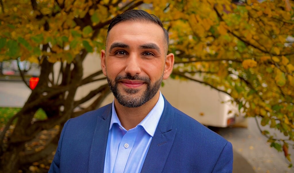Tahsin Bulbul is lijsttrekker voor DENK tijdens de gemeenteraadsverkiezing in maart 2022.
