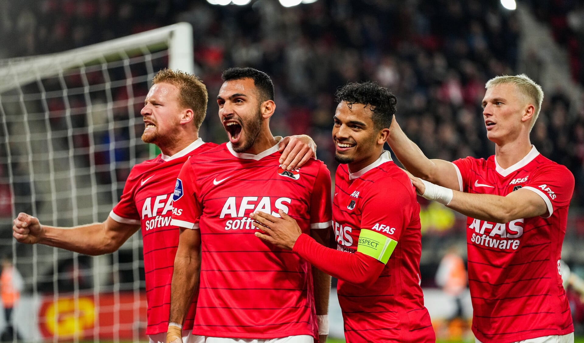 Vangelis Pavlidis of AZ viert de 3-2 tijdens de Nederlandse eredivisie wedstrijd tussen AZ Alkmaar en PEC Zwolle in het AFAS stadion op 30 oktober 2021 in Alkmaar, Nederland.