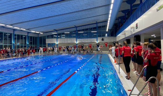 Sfeerimpressie / Zwemcompetitie deel 2