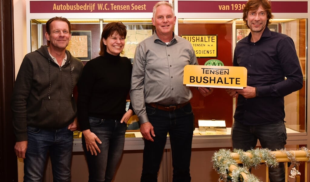 V.l.n.r Jan-Willem Hovestad, Karin Tielkemeijer-Hovestad, Pieter en Ronald Tensen.