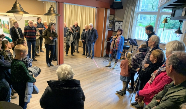 Opening door Evelien Kooloos