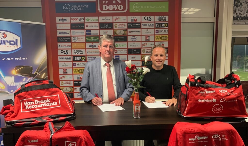 Ondertekening contract hoofdsponsor