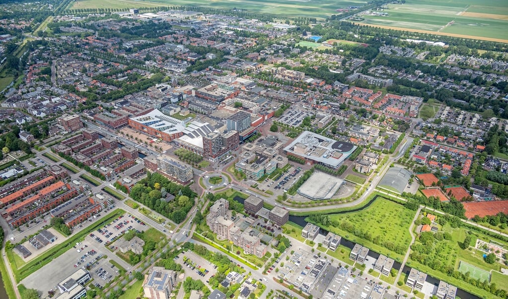 Het centrum van Hoofddorp zou zo via het spel SimCity kunnen zijn ontworpen. 