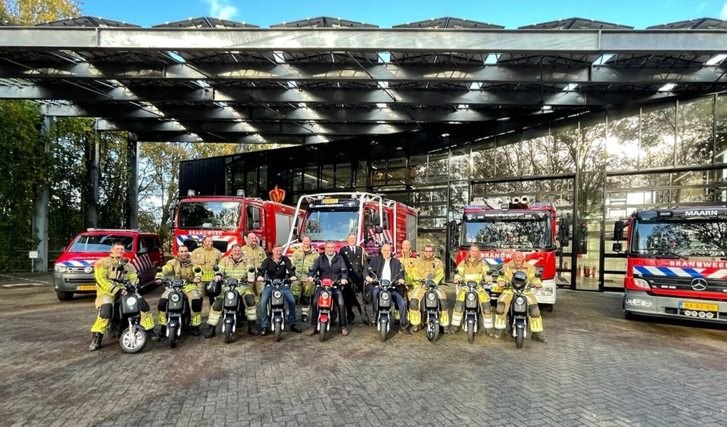 De lokale brandweer is sinds vrijdag in het bezit van tien elektrische scooters.