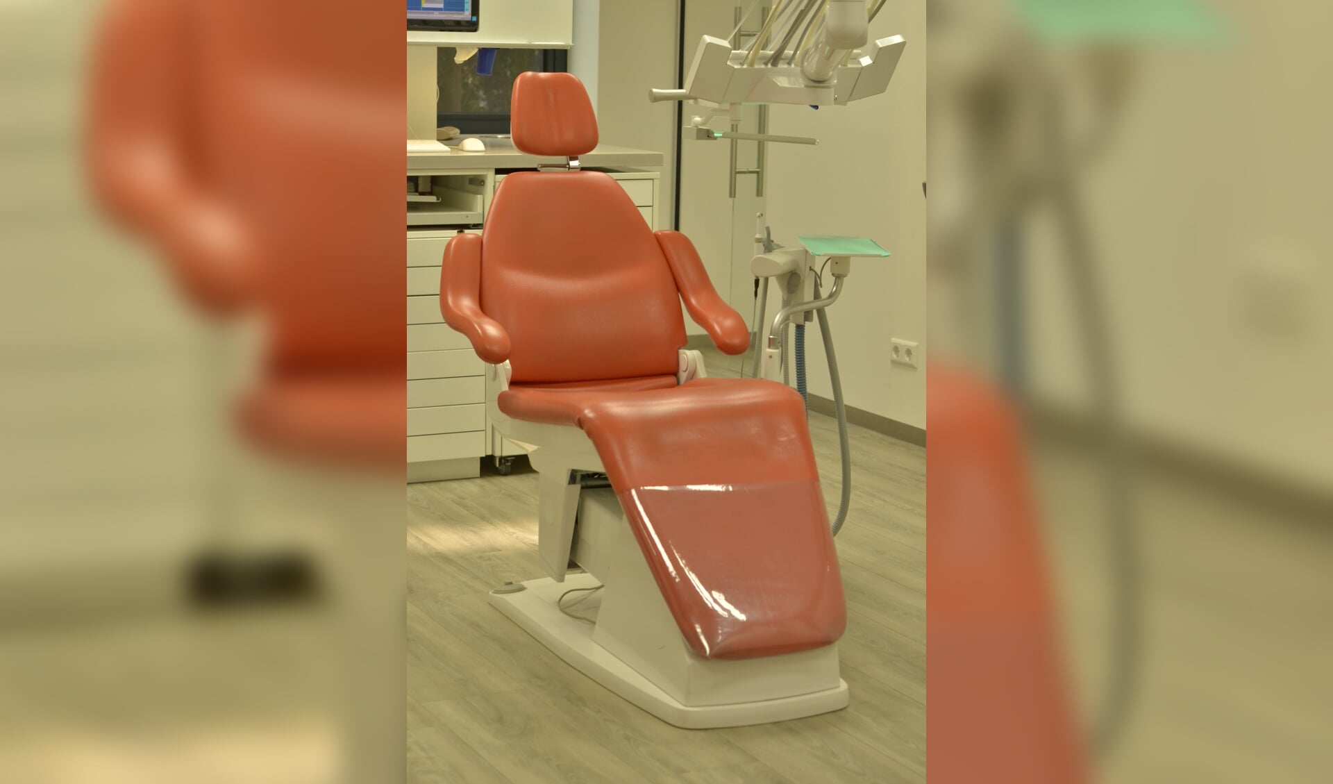 Welke nieuwe tandartsassistente behandelt binnenkort patiënten in Zwartebroek?