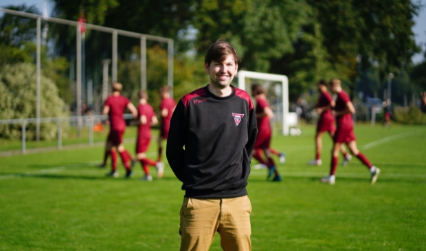 Lex van Hees, voorzitter van de AMVJ Voetbal, een vereniging die schreeuwt om meer ruimte.
