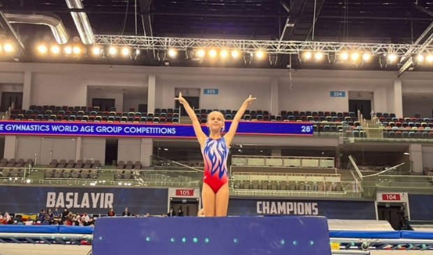 Individueel trampoline spingen op het WK.