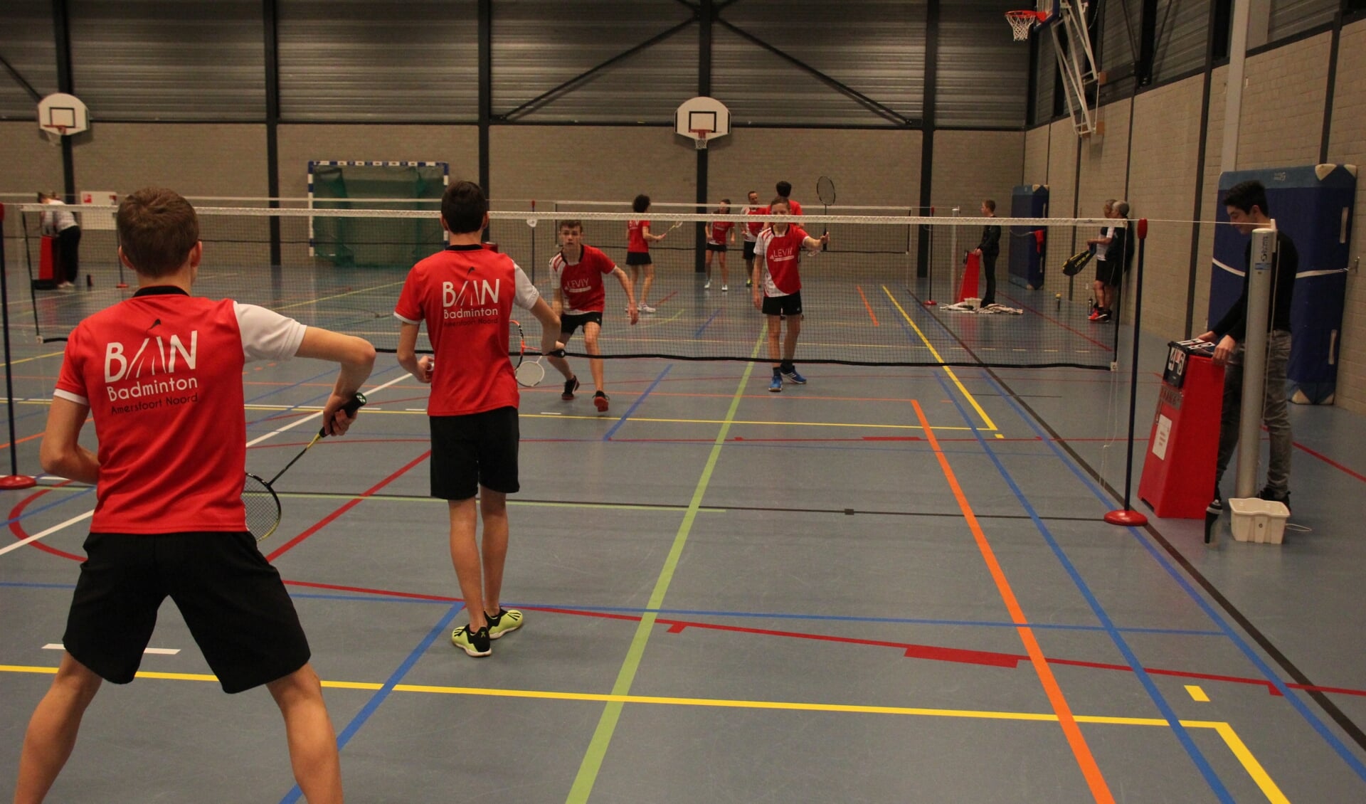 Badmintonvereniging BAN houdt op zaterdag 13 november van 10.00 tot 13.00 uur een open dag in Sporthal de Icoon. 