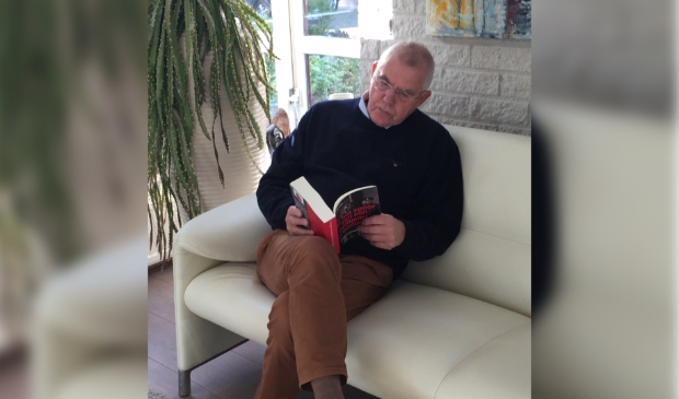 <p> Gijs de Vries presenteert zijn boek ‘In het spoor van een politieman in oorlogstijd’ aanstaande vrijdag.</p>