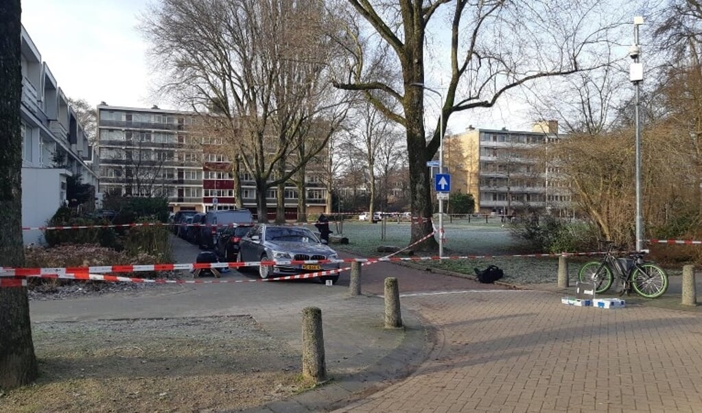 De Wieringerstraat werd door de politie afgezet na de liquidatie van een 56-jarige man.