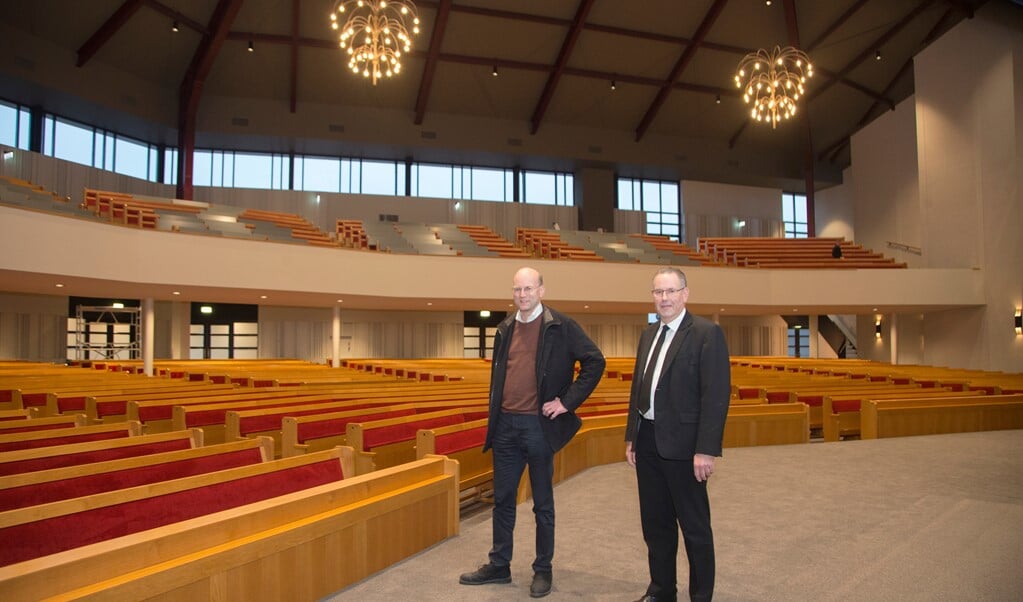 Ger Gem Zuid Barneveld Adullamkerk met nieuwe galerij klaar voor gebruik - Barneveldse Krant