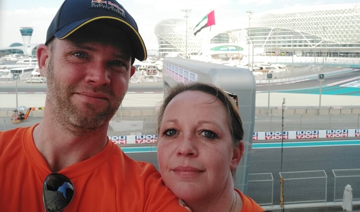 Oranjefans Mark en Mirjanne hadden de tijd van hun leven in Abu Dhabi bij de winnende race van Max!