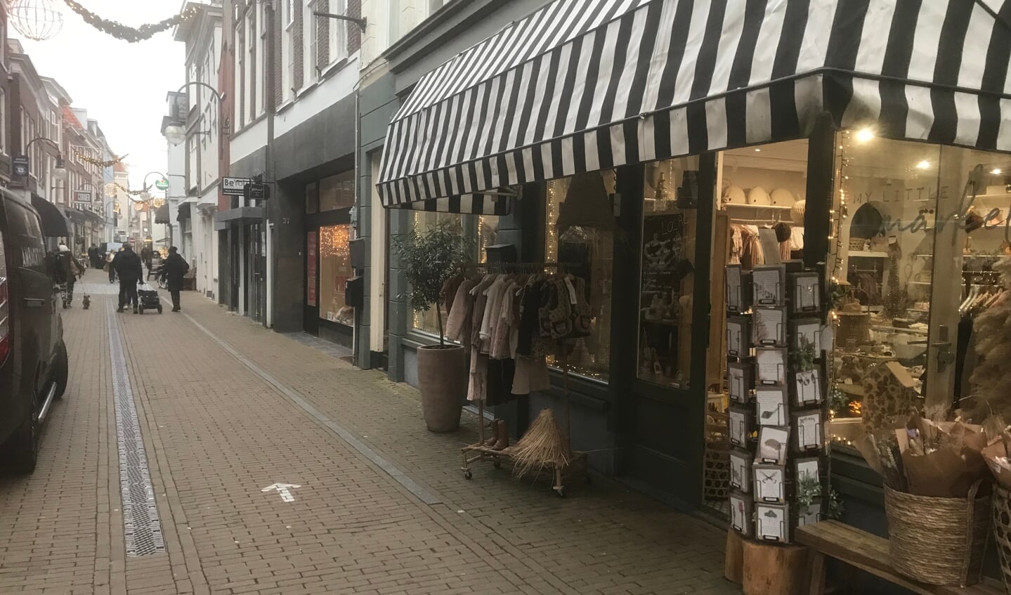 My little Marker op de Langendijk werd vorige week de koopwaar buiten uitgestald. BOA's lieten weten dat dat niet is toegestaan