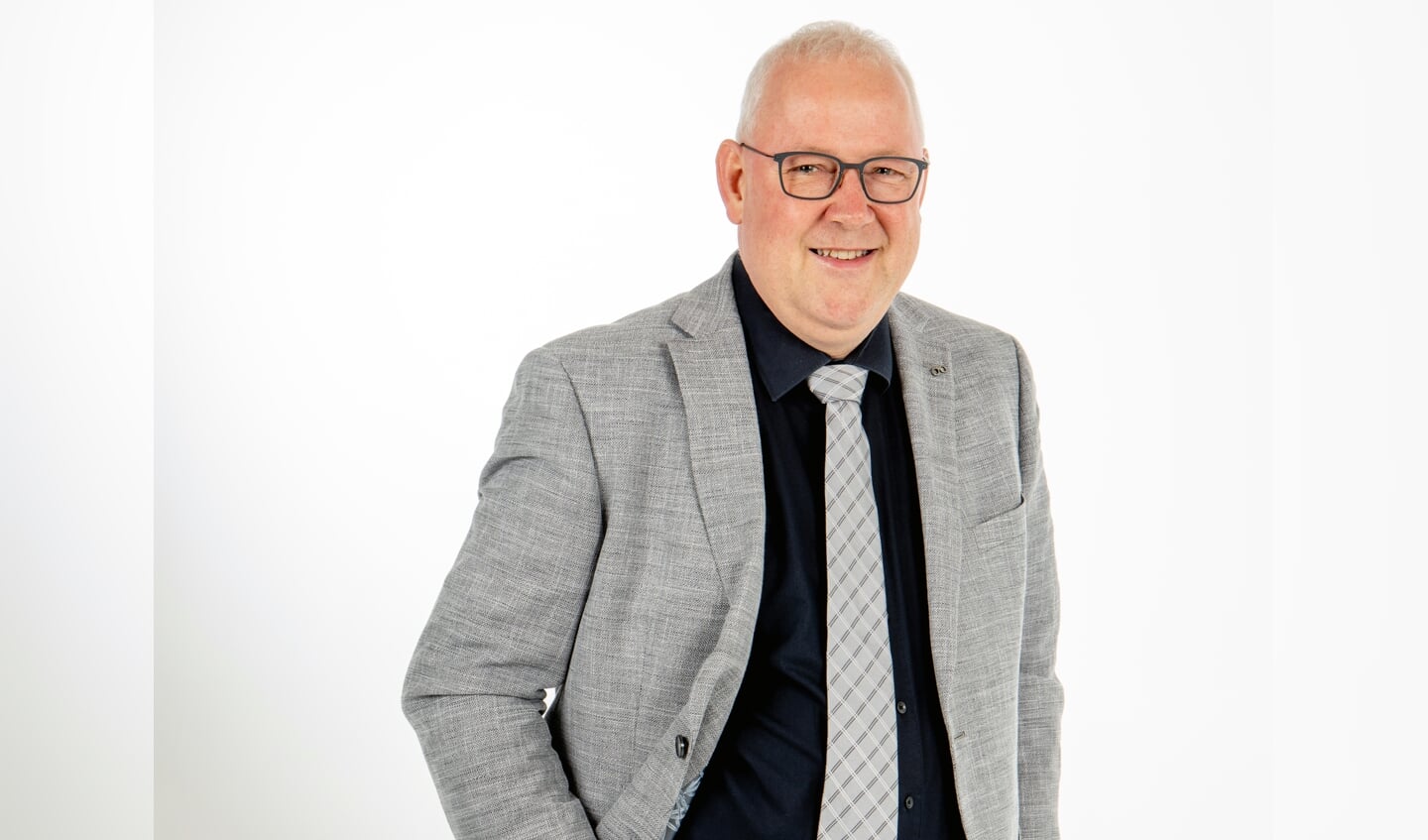 ,,Betrokken, benaderbaar, met beide benen op de grond en hard werken voor de belangen van onze inwoners en bedrijven. Dat is typisch GBS''