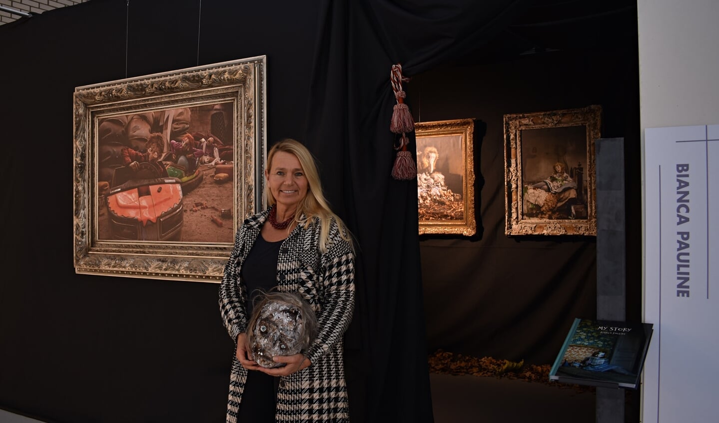 Voor de werken van Bianca Pauline is een aparte kamer ingericht.