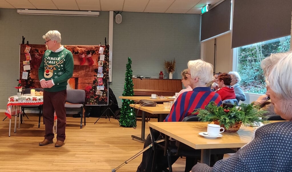 Toneelstuk Het kerstdiner door theater Franje voor Zonnebloemgasten