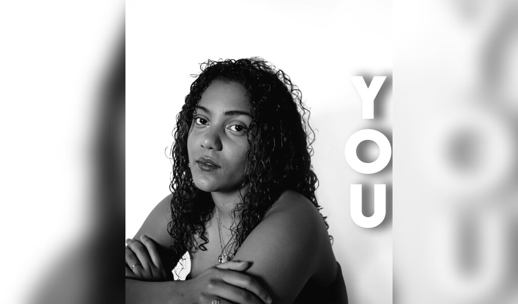 Zangeres Laila Shee brengt single 'You' uit