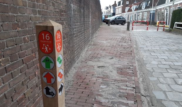 <p>Ook via de Amstelzijde lopen straks wandelroutes.</p>