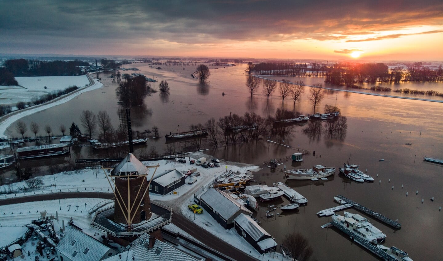 Waterschap voorspelt dat de situatie na het weekend voor Wijk bij Duurstede hetzelfde wordt zoals hier op de foto in januari 2021 (archieffoto)